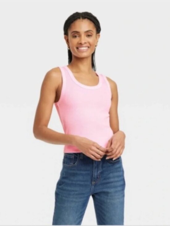 Universal Thread Tops - UNIVERSAL THREAD Scoop Neck Ribbed Knit Cropped Tank Top in Precious Pink
